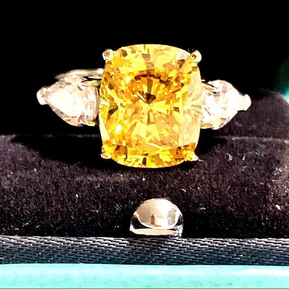 Yvonne 13 ct. t.w. Radiant Cut Yellow Canary & Trillion Cut White Ring - Picture 6 of 17